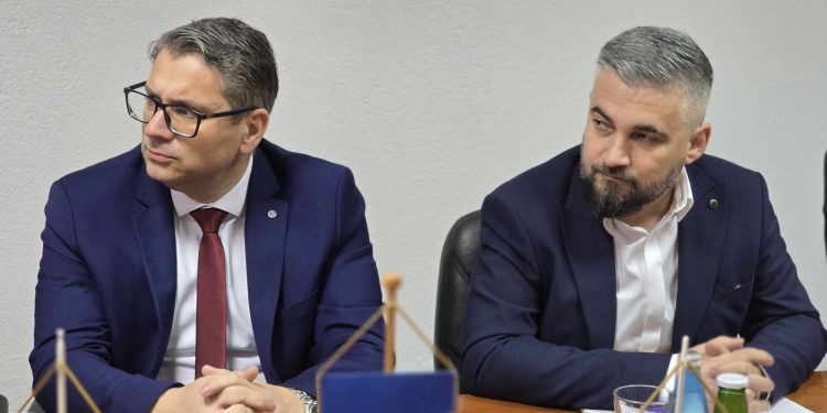 Delegacija Grada Cazina u službenoj posjeti Velikoj Kladuši: Podrška zajedničkim projektima i saradnji