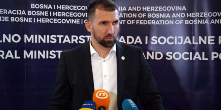 Delić: Povećanje dječijeg dodatka u Federaciji BiH na 190 KM – ulaganje u budućnost djece