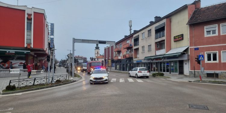 Upriličen svečani defile povodom Dana vozača i automehaničara