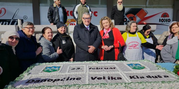 Najslađi događaj uz tortu za rođendan Općine Velika Kladuša