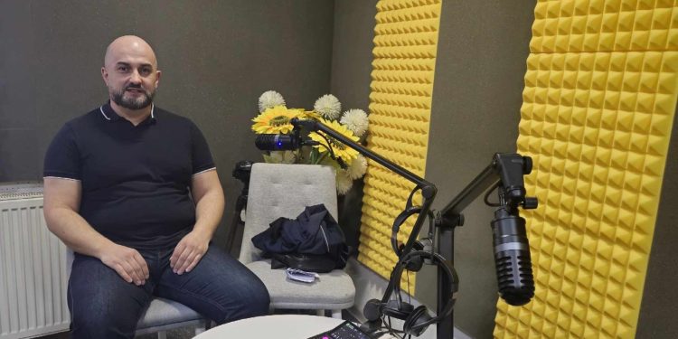 Prof. Edis Kadrić: Internet je ogroman resurs kojeg treba pametno koristiti