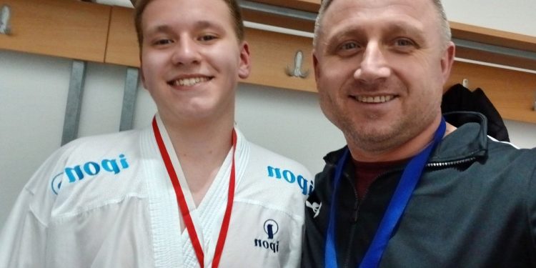 Veliki broj medalja za velikokladuške karate klubove sa Kantonalnog turnira u Bužimu