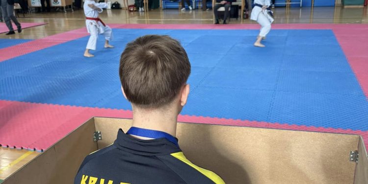 Veliki broj medalja za velikokladuške karate klubove sa Kantonalnog turnira u Bužimu