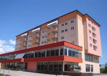 Užas u Kalesiji: Muškarac ubio suprugu i sina, u bjekstvu je