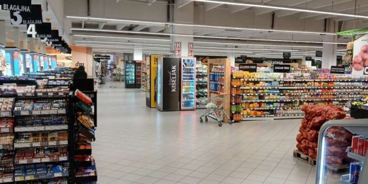 Podaci Porezne uprave: Na dan bojkota građani u trgovinama potrošili više novca
