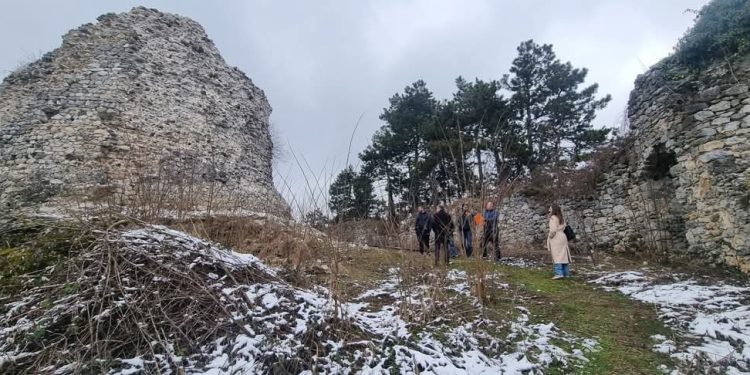 Počela geotehnička istraživanja na lokaciji „Stari grad Podzvizd“
