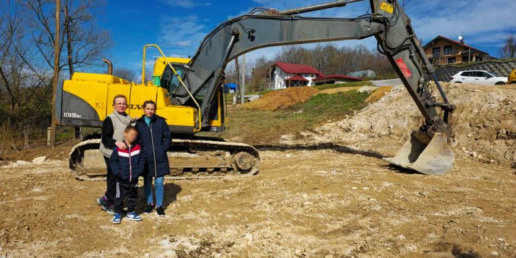 Pokrenuta akcija za izgradnju kuće majci četvero maloljetne djece