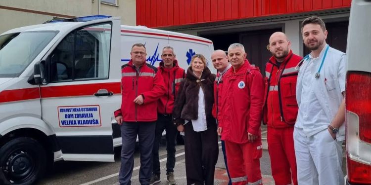 Dom zdravlja Velika Kladuša bogatiji za još jedno sanitetsko vozilo