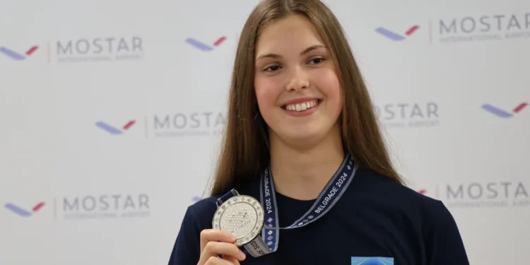 Lana Pudar plivačku karijeru nastavlja u Sjedinjenim Američkim Državama