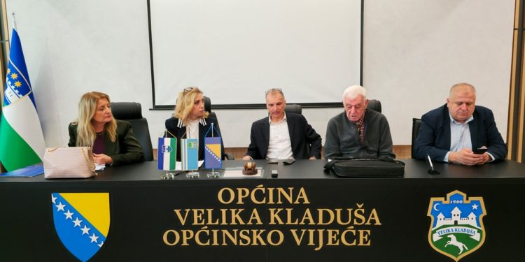 Okrugli sto u Velikoj Kladuši: Trgovska gora nije prihvatljiva lokacija za izgradnju odlagališta nuklearnog otpada