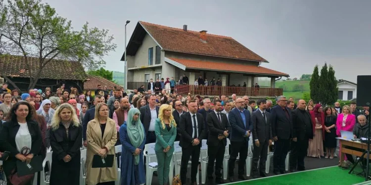 U OŠ „Todorovo“ svečano obilježen Dan škole i završna Općinska smotra učenika kladuških osnovnih škola
