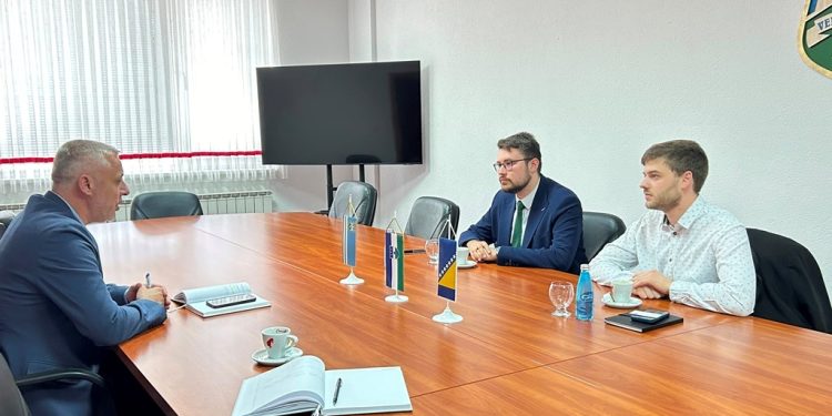 Predstavnici nacionalne koordinacije Bošnjaka u Republici Hrvatskoj „Bošnjaci – zajedno!“ u posjeti Velikoj Kladuši 