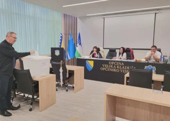 Građani danas biraju članove savjeta 14 mjesnih zajednica na području Velike Kladuše