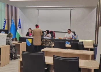 Građani danas biraju članove savjeta 14 mjesnih zajednica na području Velike Kladuše