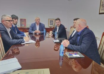 Načelnik Horvat i predstavnici Instituta Arhitektonskog fakulteta Sarajevo razgovarali o projektu Tržnog centra Velika Kladuša