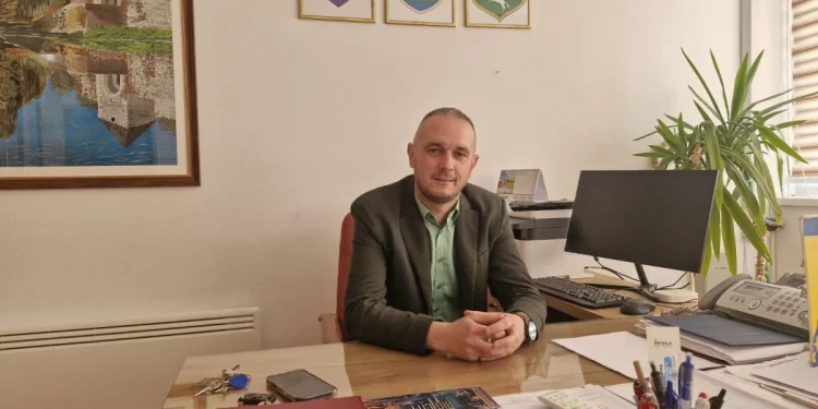 Prva srednja škola “Dr. Husein Džanić” obilježava Dan škole: Odgovoran pristup i projekti doprinijeli kvalitetnoj nastavi