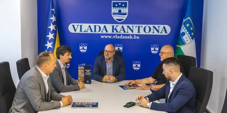 Privredni vodič Velike Kladuše predstavljen Vladi USK-a