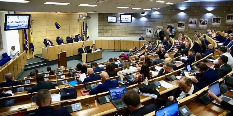 Predstavnički dom usvojio izmjene Krivičnog zakona FBiH, za femicid se uvodi kazna dugotrajnog zatvora