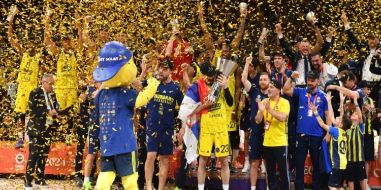Fenerbahče nakon osam godina opet prvak Evrope u košarci