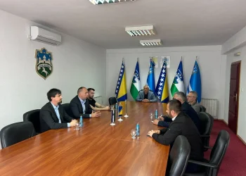 Ministar privrede USK-a Armin Kardašević u posjeti Općini Velika Kladuša: Fokus na podršci privredi i unapređenju saradnje