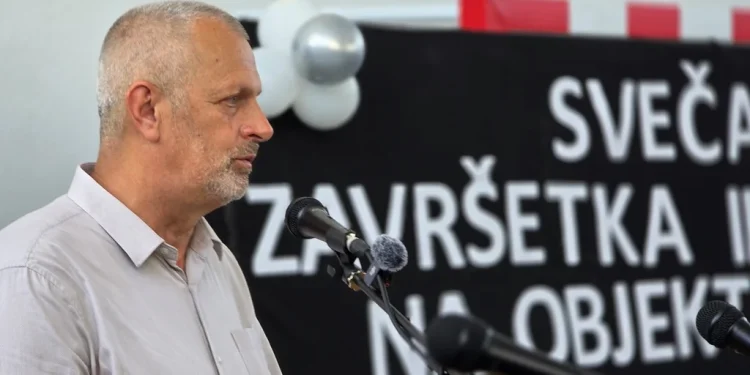 Velika Kladuša: Ozvaničen završetak infrastrukturnih radova na objektima srednjih škola