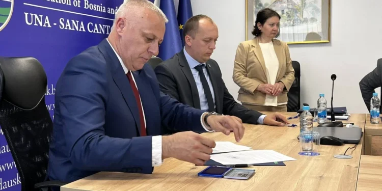 Vlada USK i Ministarstvo privrede: 300 000 KM  za izgradnju poslovne zone “Šumatačke luke”