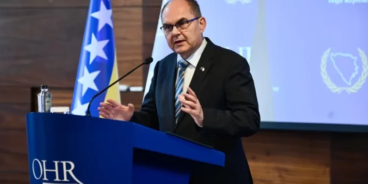 Visoki predstavnik poziva RS da se uzdrži od formiranja rezervnog sastava policije