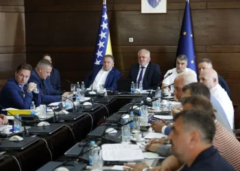 Sjednica ESV FBiH: Niko ne može obećati da će umanjenje doprinosa značiti povećanje plata radnika