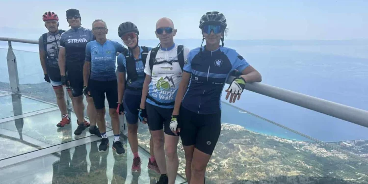 Kladuški biciklisti savladali najviši vrh Biokova i drugi najviši vrh Hrvatske Sv. Jure (1762 m)