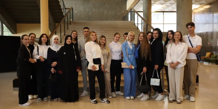 Vijeće mladih USK u Zagrebu na obilježavanju 30. godišnjice genocida u Srebrenici