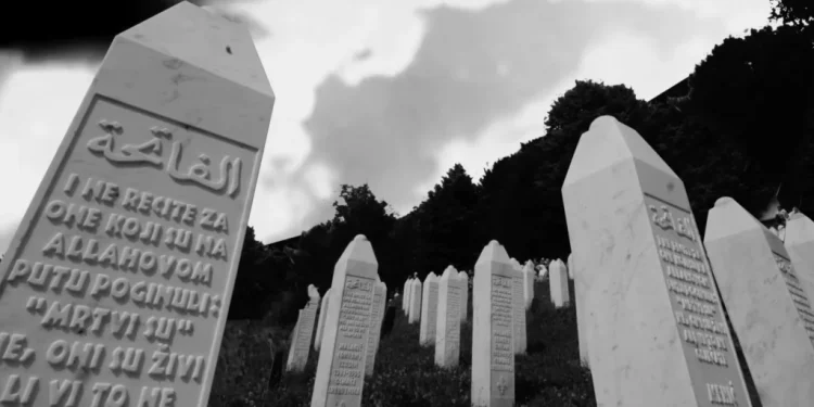 Prošlo je 30 godina od genocida u Srebrenici, danas se u Potočarima ukopava još sedam žrtava