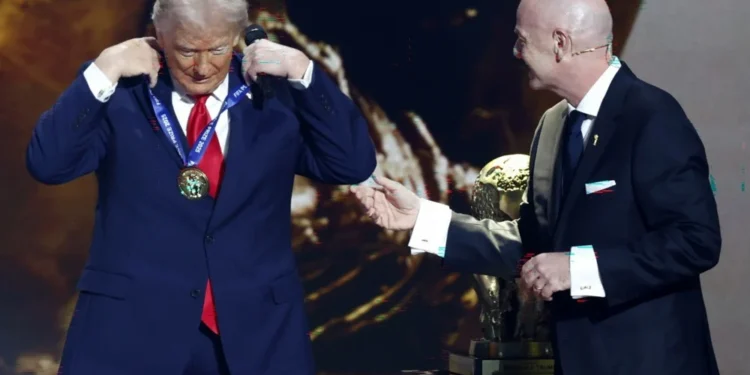 Trumpu dodijeljena prva FIFA-ina nagrada za mir