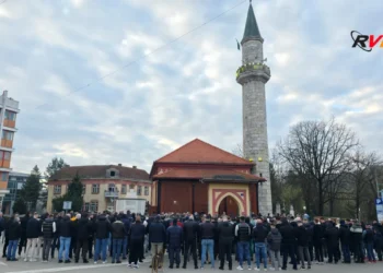 Bajram-namaz klanjan u džamijama MIZ Velika Kladuša