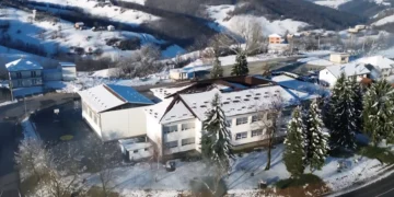 Obavijest za osnovne i srednje škole na području USK: Sutra redovni nastavni proces