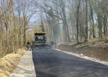 Radovi na putu „Gradina–Razbojna“ u MZ Bosanska Bojna privode se kraju