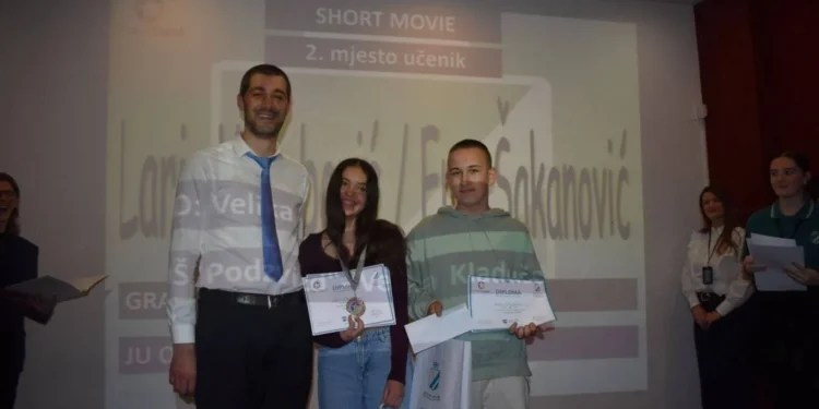 Kratki film učenika OŠ “Podzvizd” nagrađen na kantonalnom takmičenju “Stars of English”