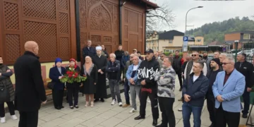 U Velikoj Kladuši obilježen Dan Armije Republike Bosne i Hercegovine