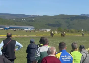 Tri postolja za grla KK „Krajišnik“ u Sarajevu