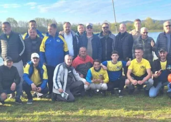 Spektakl u Sanskom Mostu: Grlo Hat Toss KK „Krajišnik“ pobjednik glavne trke dana
