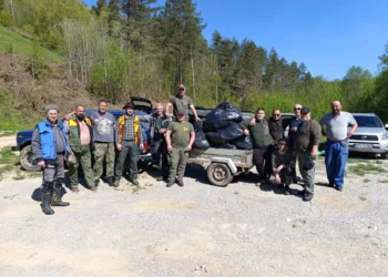 Lovci uzeli učešće u akciji „April – mjesec čistoće“