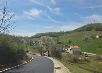 Počela građevinska sezona: Nastavljeni radovi na putnoj infrastrukturi na području općine Velika Kladuša