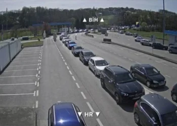 Kraj praznika donosi kolone: Gužve na izlazima iz Bosne i Hercegovine