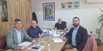 Održan sastanak o pripremi implementacije projekta modernizacije obrazovanja u Velikoj Kladuši