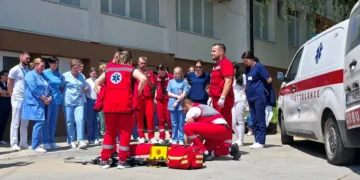Pokazne vježbe za uposlenike Doma zdravlja Velika Kladuša povodom Dana urgentne medicine