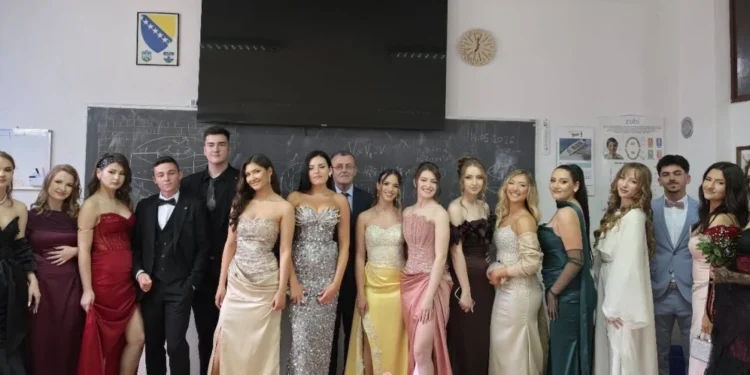 Velikokladuška Gimnazija ispratila još jednu uspješnu generaciju