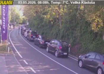 Kraj praznika: Kilometarske kolone na graničnim prijelazima od ranih jutarnjih sati