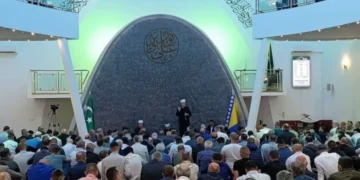 Bajram-namaz u Krajini klanjan u više od 200 džamija i mesdžida: “Utočište tražimo u vjeri”