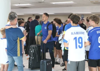 Zmajevi doputovali u St. Louis, prekookeanski let je bio drugi najpraćeniji na Flightradaru