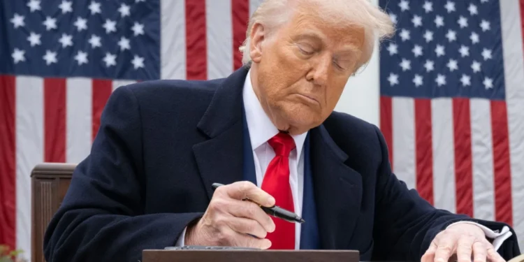 Trump: Sklopili smo sporazum sa Iranom, neka nafta teče!