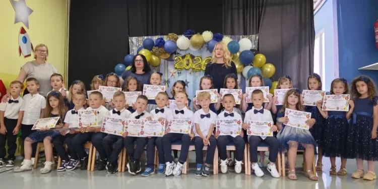 JU “Dječije obdanište” Velika Kladuša: Ispraćena generacija budućih školaraca